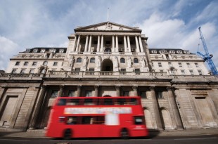 Bank-of-England-Building-BoE-Bus-700x450